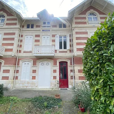 Pretty Cocoon With Two Balconies * Arcachon